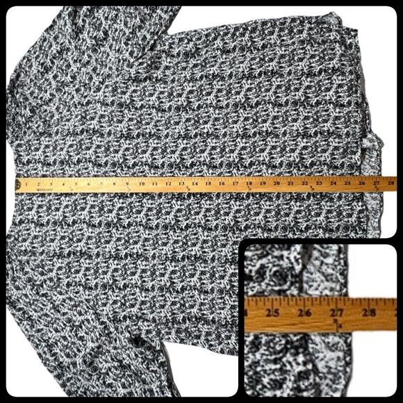 Faded Glory Abstract Print Blouse Top Raglan Style 3/4 Sleeves Black White 3X - Picture 10 of 11